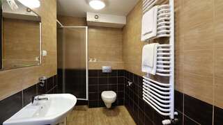 Отель Hotel Diament Spodek Катовице Люкс-6